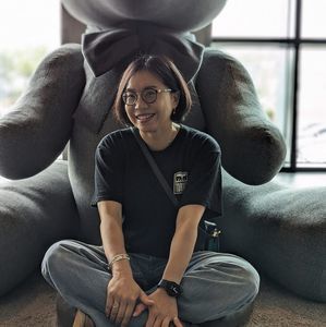 Meet your Posher, Mikyung